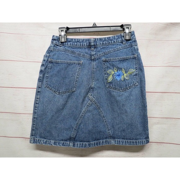 JLNY Vintage Denim Short Skirt with Blue Flower Embroidery Size 5/6 Small - Picture 6 of 8